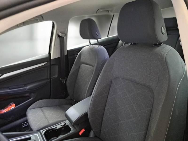 Volkswagen Golf VIII Variant STATION WAGON 1.5 ETSI EVO ACT 96KW LIFE DSG - foto 11