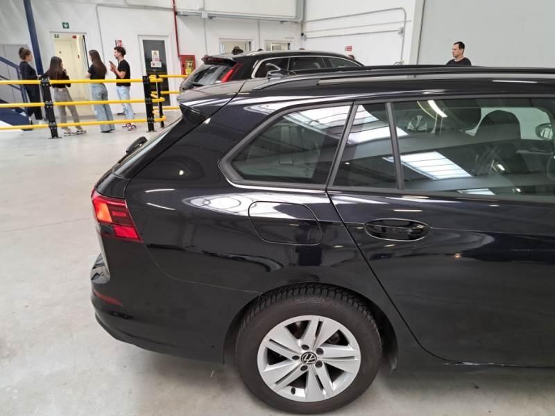 Volkswagen Golf VIII Variant STATION WAGON 1.5 ETSI EVO ACT 96KW LIFE DSG - foto 39