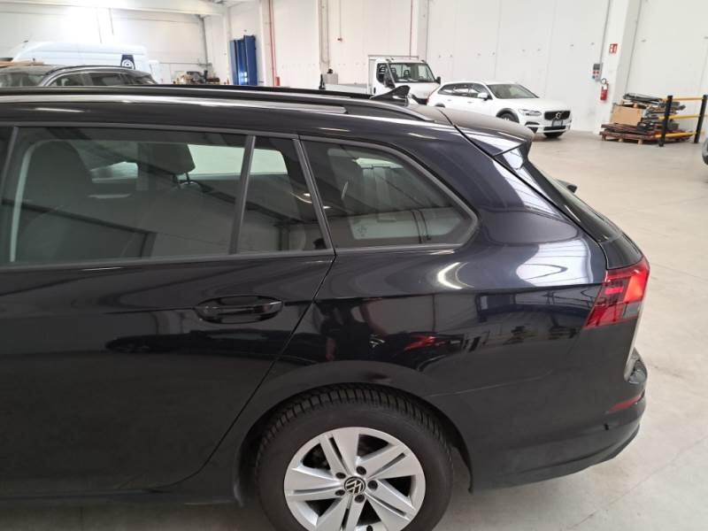 Volkswagen Golf VIII Variant STATION WAGON 1.5 ETSI EVO ACT 96KW LIFE DSG - foto 50