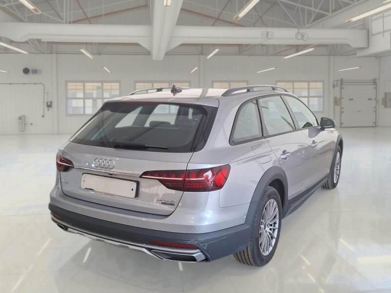 Audi A4 STATION WAGON 2.0 40 TDI QUATTRO S TRONIC BUSINESS - foto 2