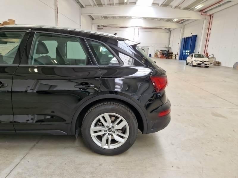 Audi Q5 SUV 35 TDI BUSINESS S TRONIC - foto 45