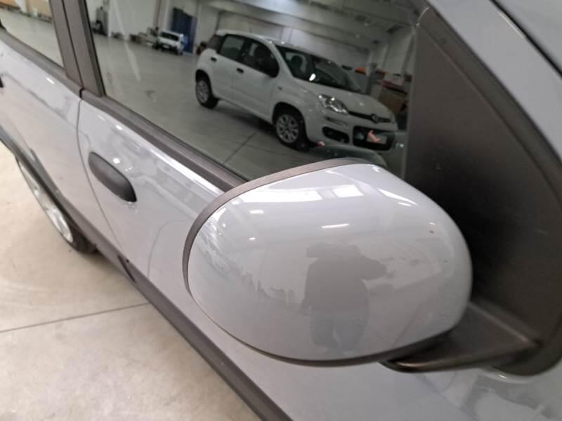 Fiat Panda BERLINA 1.0 FIREFLY 70CV SeS HYBRID CITY LIFE - foto 33