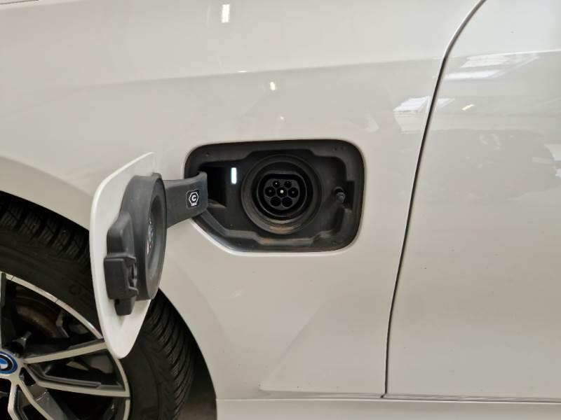 BMW Serie 3 Touring STATION WAGON 330E XDRIVE TOURING AUTO - foto 134