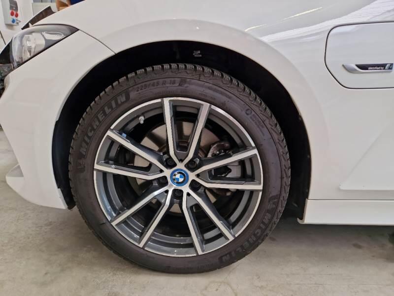 BMW Serie 3 Touring STATION WAGON 330E XDRIVE TOURING AUTO - foto 20