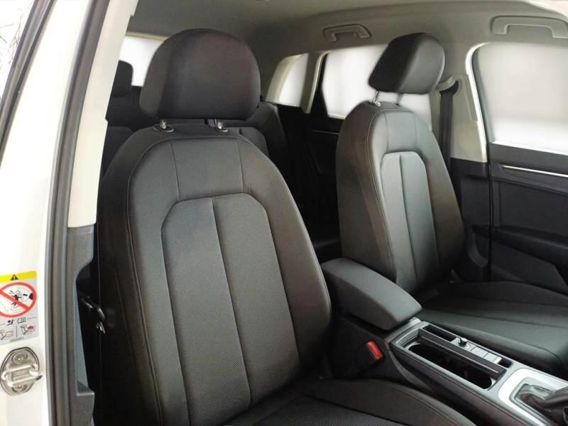 Audi Q3 SUV 45 TFSI E S TRONIC S LINE EDITION - foto 13