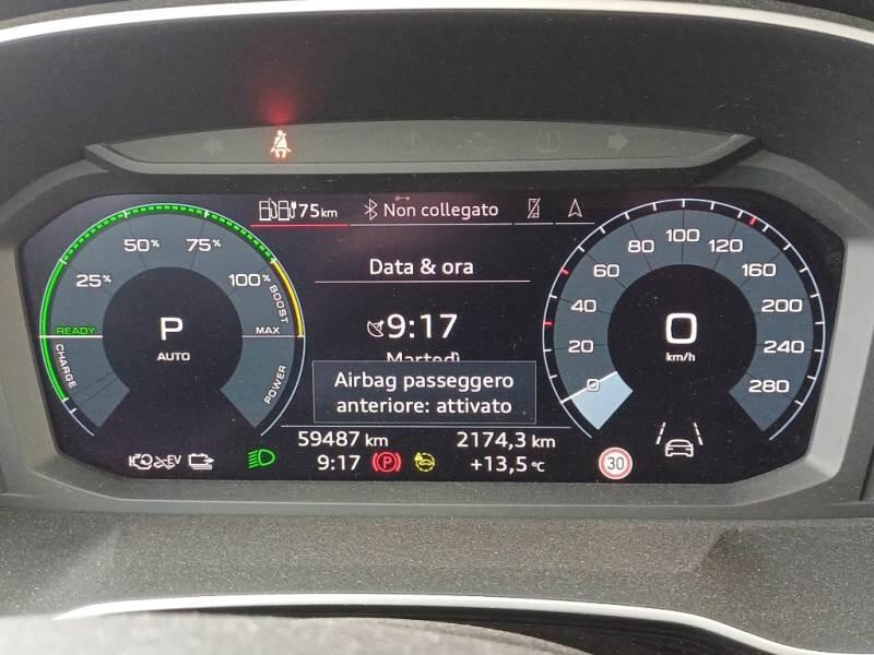Audi Q3 SUV 45 TFSI E S TRONIC S LINE EDITION - foto 4