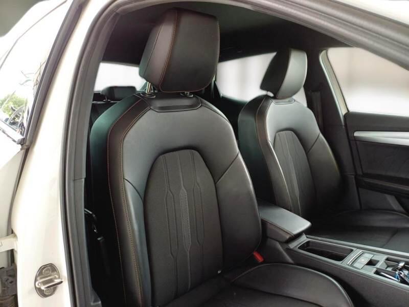 Cupra Formentor SUV 1.4 E-HYBRID DSG - foto 12