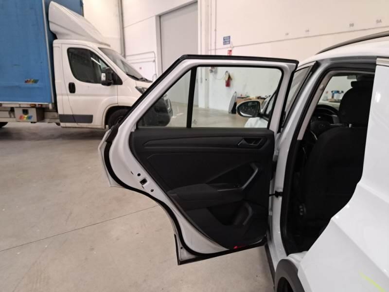 Volkswagen T-Roc SUV 2.0 TDI SCR LIFE DSG - foto 82