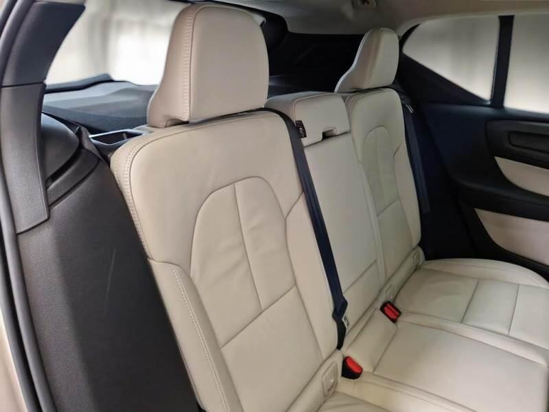 Volvo XC40 SUV T4 RECHARGE PLUG-IN AUTO PLUS BRIGHT - foto 15