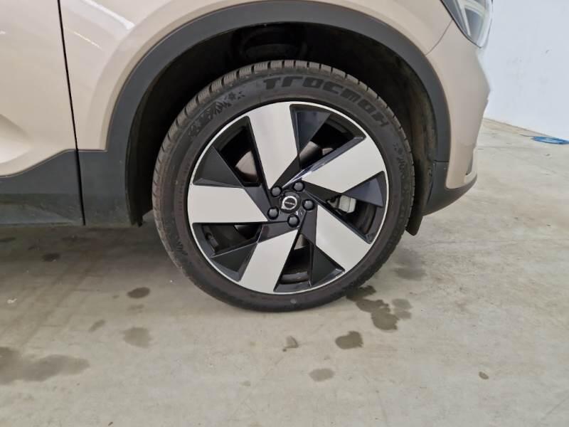 Volvo XC40 SUV T4 RECHARGE PLUG-IN AUTO PLUS BRIGHT - foto 17
