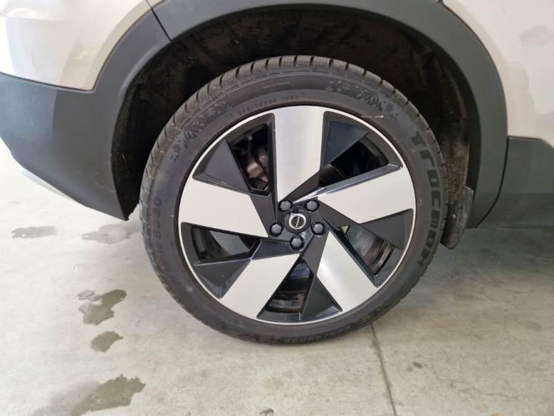 Volvo XC40 SUV T4 RECHARGE PLUG-IN AUTO PLUS BRIGHT - foto 18