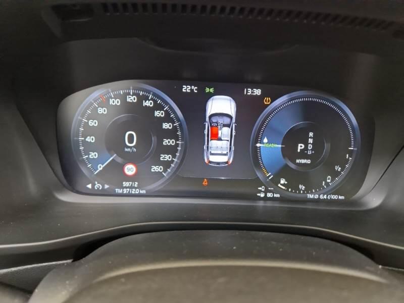 Volvo XC40 SUV T4 RECHARGE PLUG-IN AUTO PLUS BRIGHT - foto 4