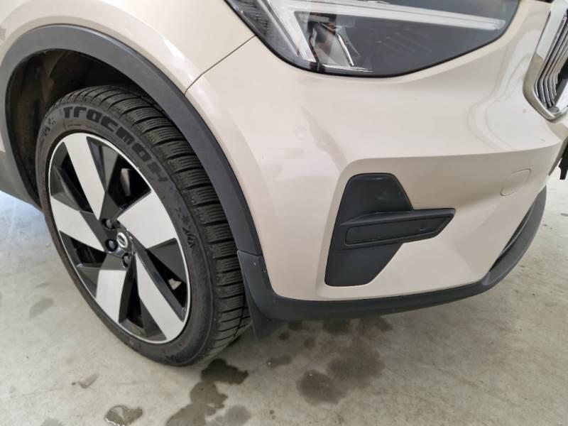 Volvo XC40 SUV T4 RECHARGE PLUG-IN AUTO PLUS BRIGHT - foto 33