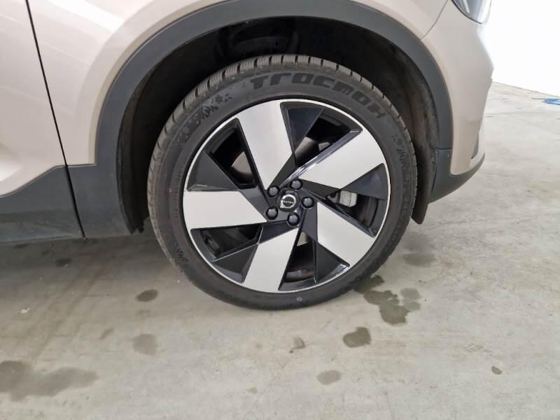 Volvo XC40 SUV T4 RECHARGE PLUG-IN AUTO PLUS BRIGHT - foto 52