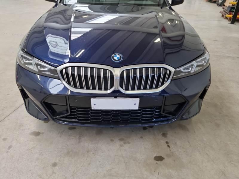 BMW Serie 3 Touring STATION WAGON 330E XDRIVE MSPORT TOURING AUTO - foto 28