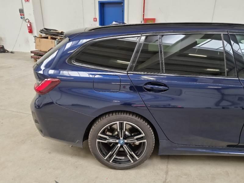BMW Serie 3 Touring STATION WAGON 330E XDRIVE MSPORT TOURING AUTO - foto 50