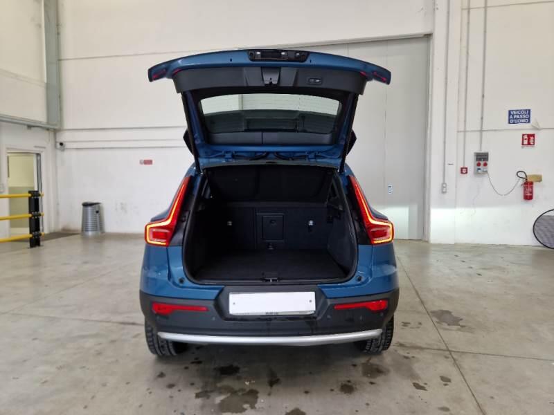 Volvo XC40 SUV T5 RECHARGE PLUG-IN AUTO CORE - foto 5