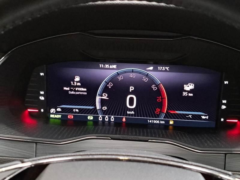 Skoda Superb STATION WAGON 1.4 TSI PLUG-IN HYBRYD EXECUTIVE DSG - foto 4