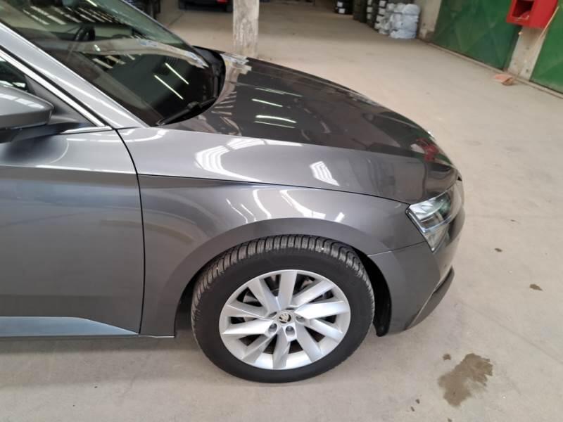 Skoda Superb STATION WAGON 1.4 TSI PLUG-IN HYBRYD EXECUTIVE DSG - foto 36