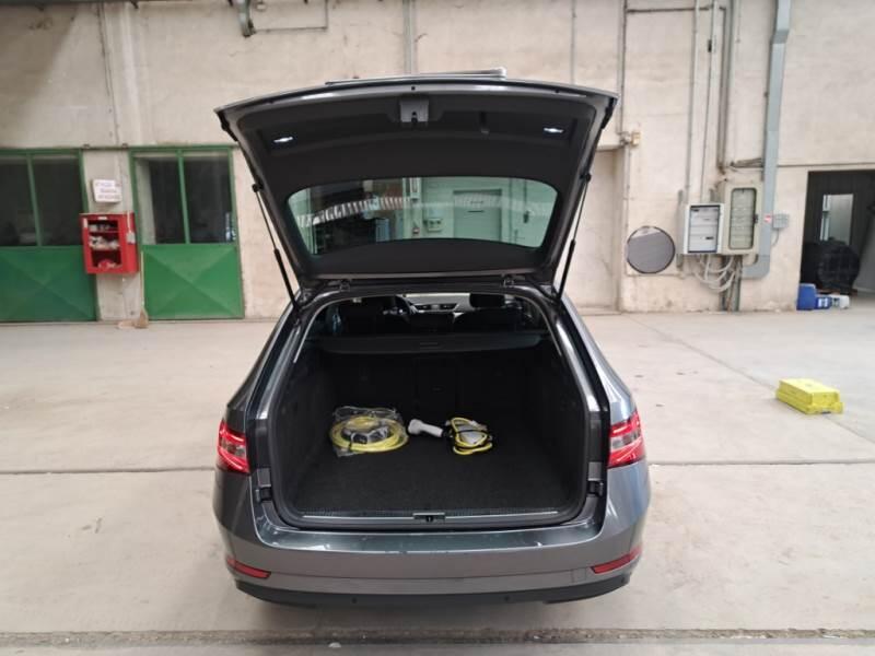 Skoda Superb STATION WAGON 1.4 TSI PLUG-IN HYBRYD EXECUTIVE DSG - foto 5