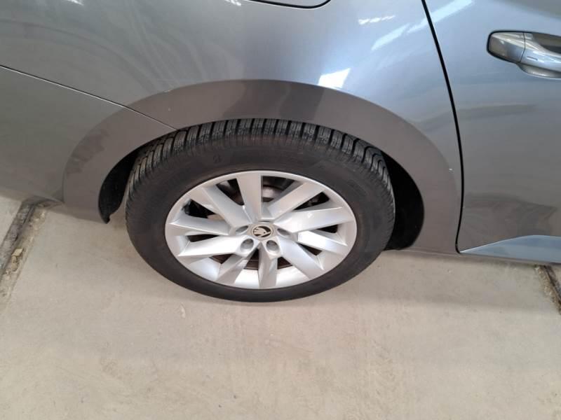 Skoda Superb STATION WAGON 1.4 TSI PLUG-IN HYBRYD EXECUTIVE DSG - foto 82