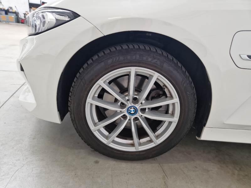 BMW Serie 3 Touring STATION WAGON 320E TOURING AUTO - foto 20