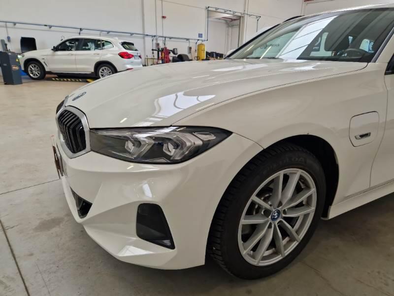 BMW Serie 3 Touring STATION WAGON 320E TOURING AUTO - foto 39