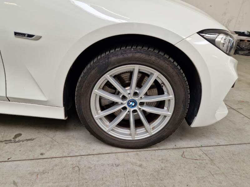 BMW Serie 3 Touring STATION WAGON 320E TOURING AUTO - foto 41