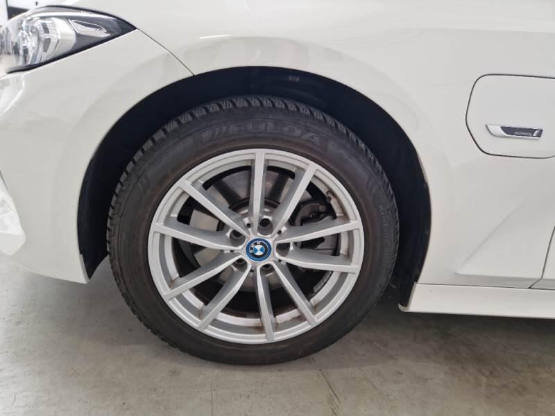 BMW Serie 3 Touring STATION WAGON 320E TOURING AUTO - foto 47