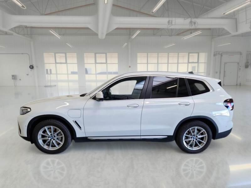 BMW X3 SUV XDRIVE 30E - foto 8
