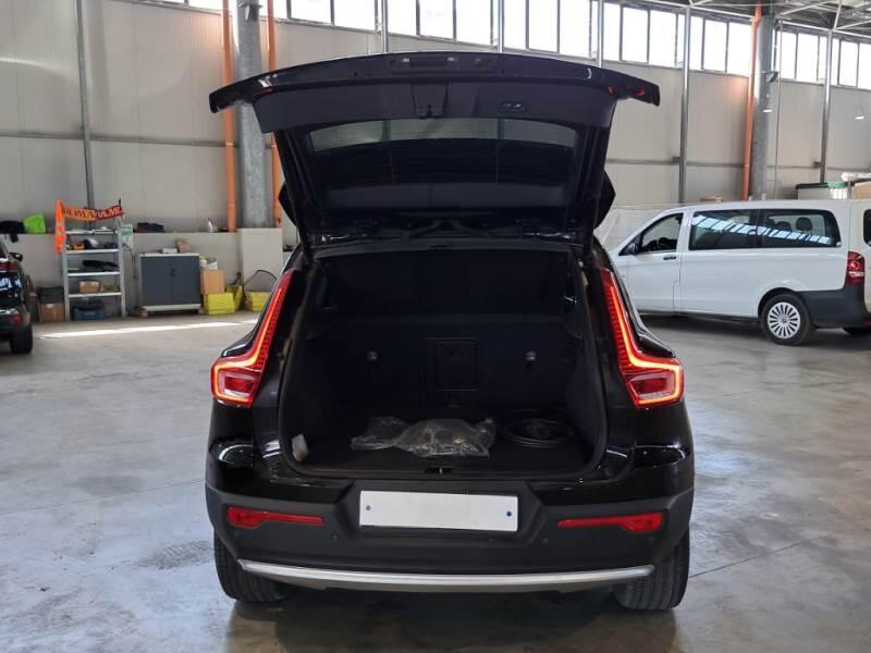 Volvo XC40 T4 RECHARGE PLUG-IN AUTO CORE - foto 5