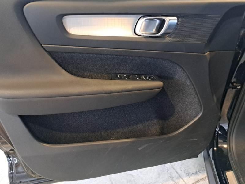 Volvo XC40 T4 RECHARGE PLUG-IN AUTO CORE - foto 43