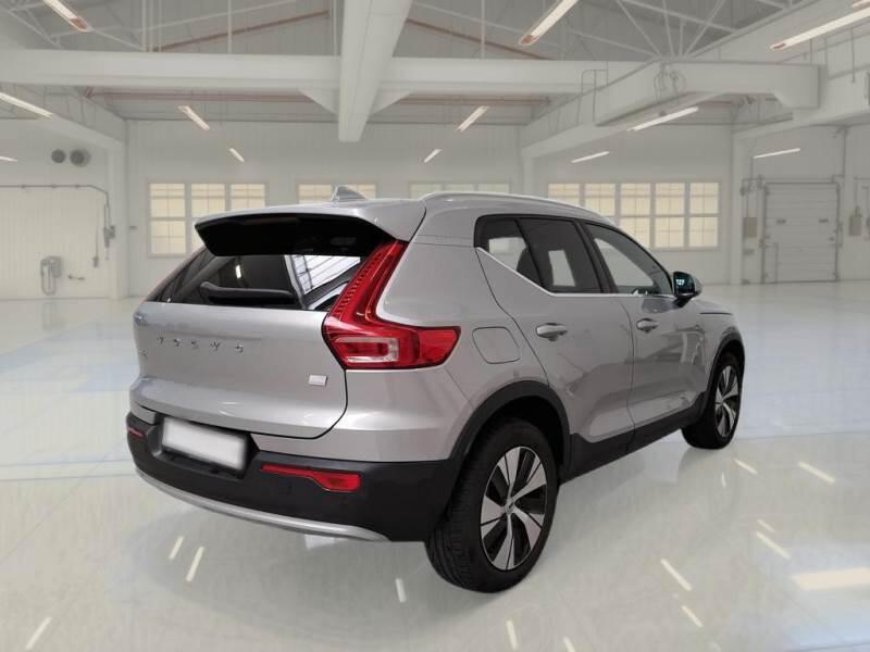 Volvo XC40 T4 RECHARGE PLUG-IN AUTO CORE - foto 2