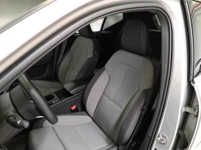 Volvo XC40 T4 RECHARGE PLUG-IN AUTO CORE - foto 11