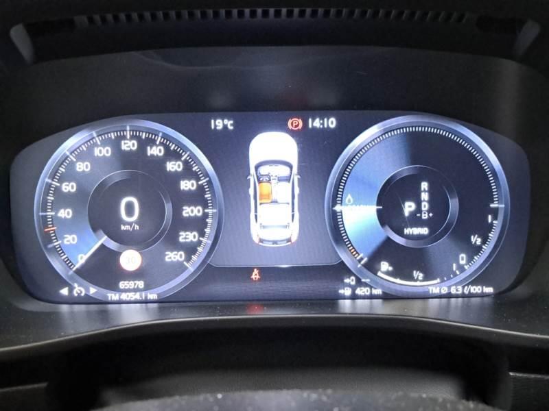 Volvo XC40 T4 RECHARGE PLUG-IN AUTO CORE - foto 4