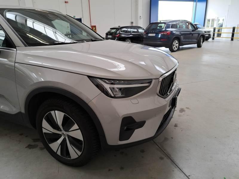 Volvo XC40 T4 RECHARGE PLUG-IN AUTO CORE - foto 40