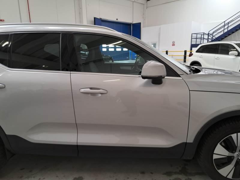 Volvo XC40 T4 RECHARGE PLUG-IN AUTO CORE - foto 44