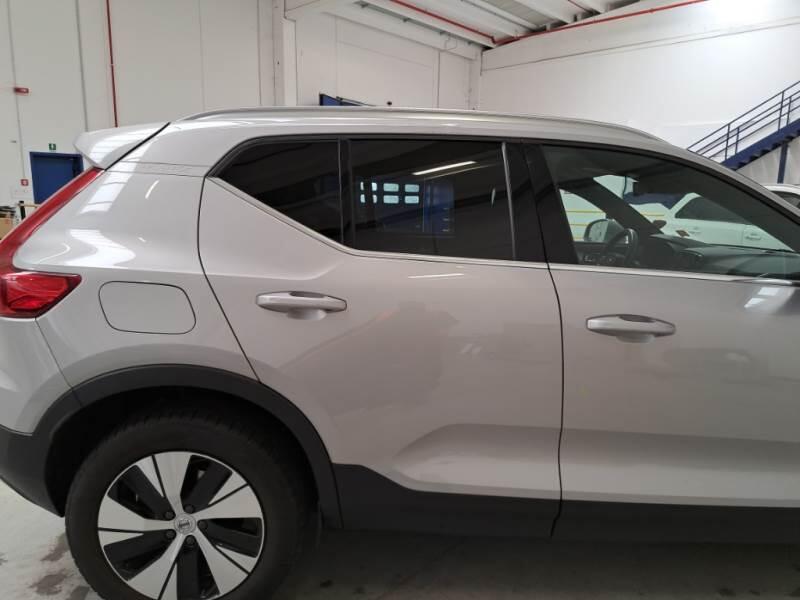 Volvo XC40 T4 RECHARGE PLUG-IN AUTO CORE - foto 46