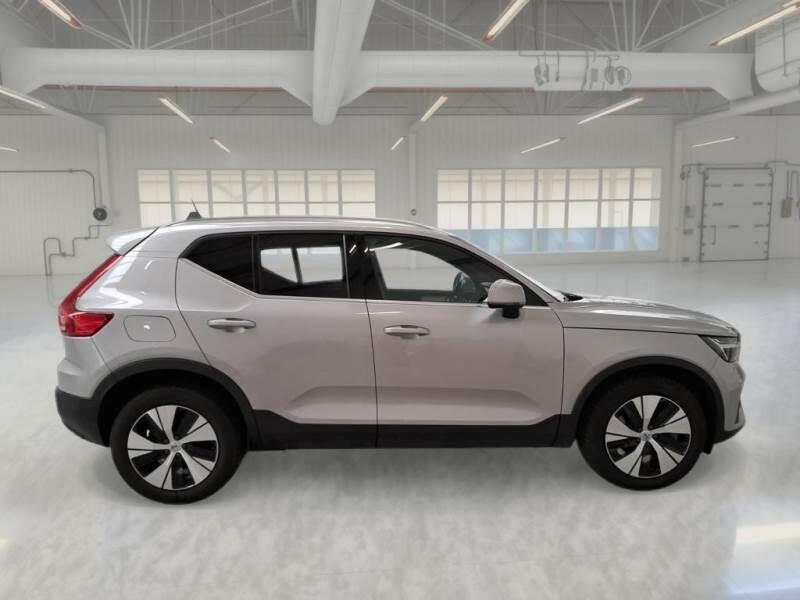 Volvo XC40 T4 RECHARGE PLUG-IN AUTO CORE - foto 7