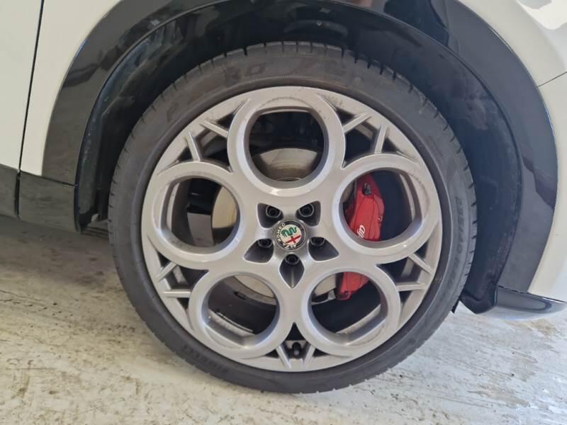 Alfa Romeo Tonale 1.6 DIESEL 130CV TCT6 TI - foto 16