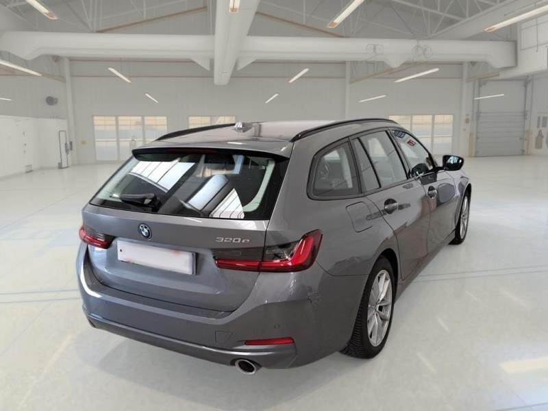 BMW Serie 3 Touring SERIE 3 2022 5P STATION WAGON 320E TOURING AUTO - foto 2