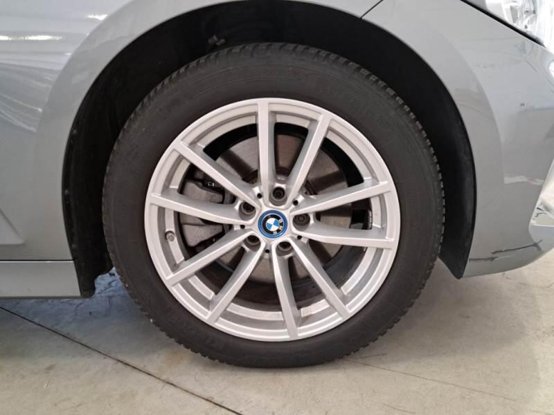 BMW Serie 3 Touring SERIE 3 2022 5P STATION WAGON 320E TOURING AUTO - foto 20