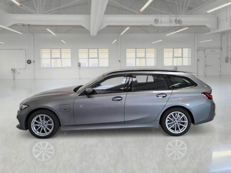BMW Serie 3 Touring SERIE 3 2022 5P STATION WAGON 320E TOURING AUTO - foto 8