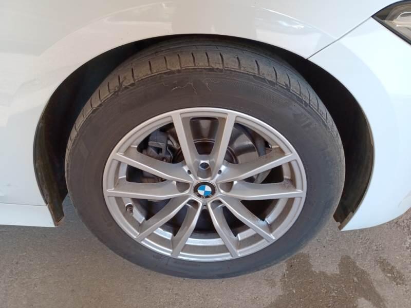 BMW Serie 3 Touring 318D 48V TOURING AUTO - foto 17