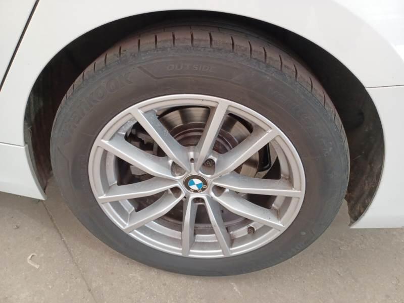 BMW Serie 3 Touring 318D 48V TOURING AUTO - foto 19
