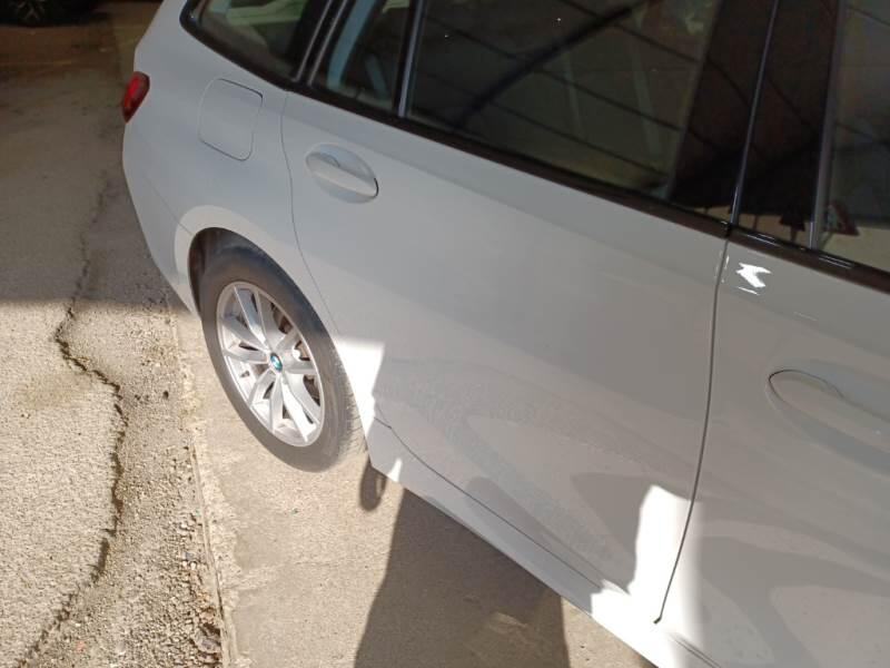BMW Serie 3 Touring 318D 48V TOURING AUTO - foto 31