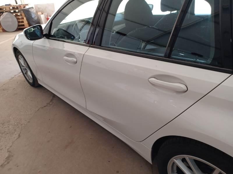 BMW Serie 3 Touring 318D 48V TOURING AUTO - foto 38