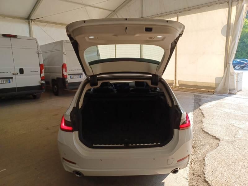 BMW Serie 3 Touring 318D 48V TOURING AUTO - foto 5