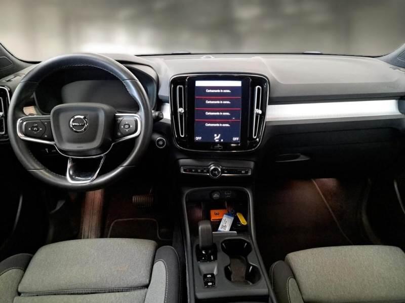 Volvo XC40 SUV T5 RECHARGE PLUG-IN AUTO CORE - foto 3
