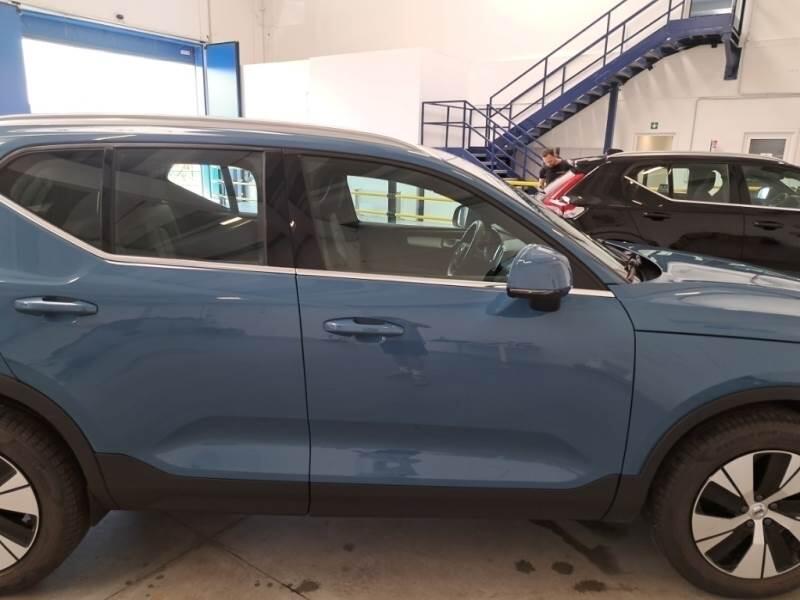 Volvo XC40 SUV T5 RECHARGE PLUG-IN AUTO CORE - foto 27